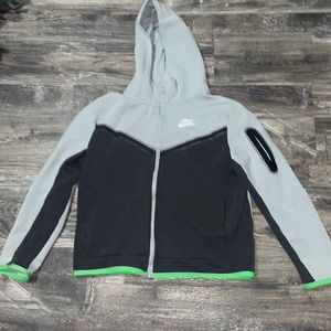 Boys size med nike tech zip up